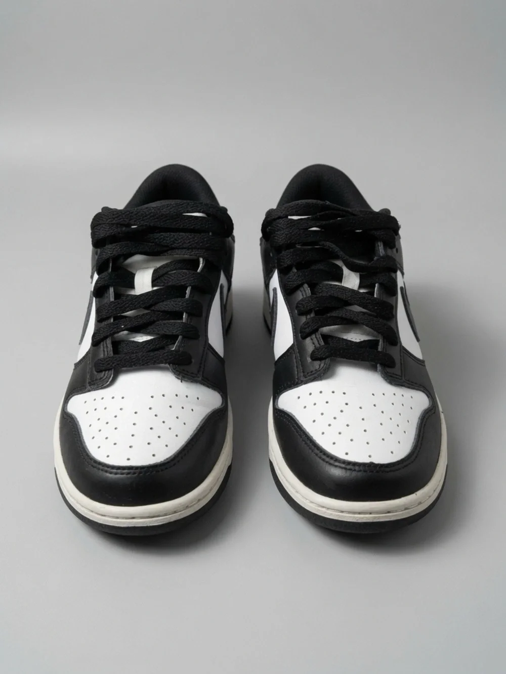 NIKE DUNK LOW “PANDA” BLACK/WHITE STYLE CW-1590-100 SIZE 6Y